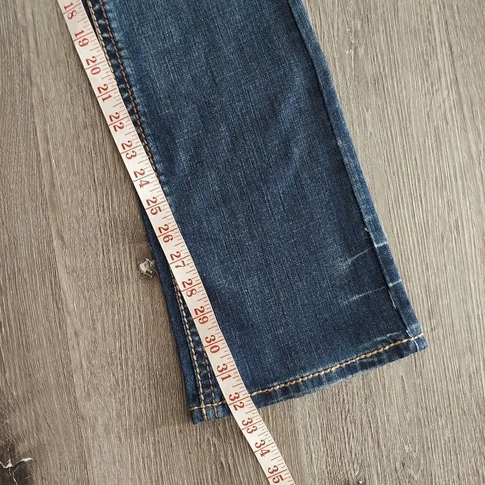 Janie Bootcut Flare Jeans Embellished Back Pockets Size 7 NWT